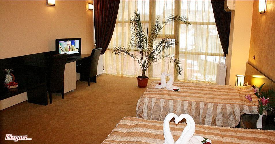 Hotel Palace Târgu Jiu Oda fotoğraf